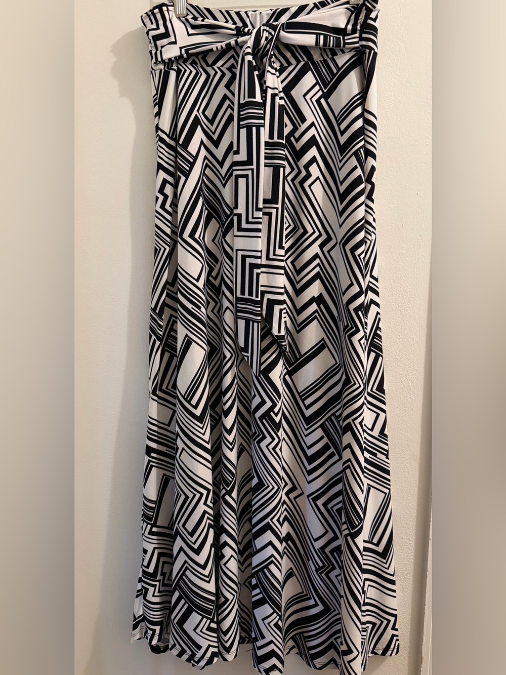 Robert Louis Black and White Geometric Skirt